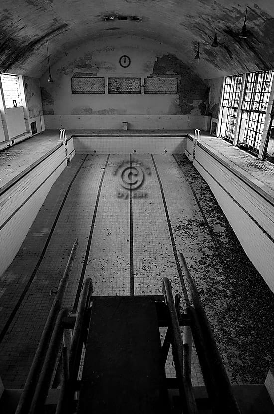 Olympisches Dorf Berlin Elbtal - Schwimmhalle